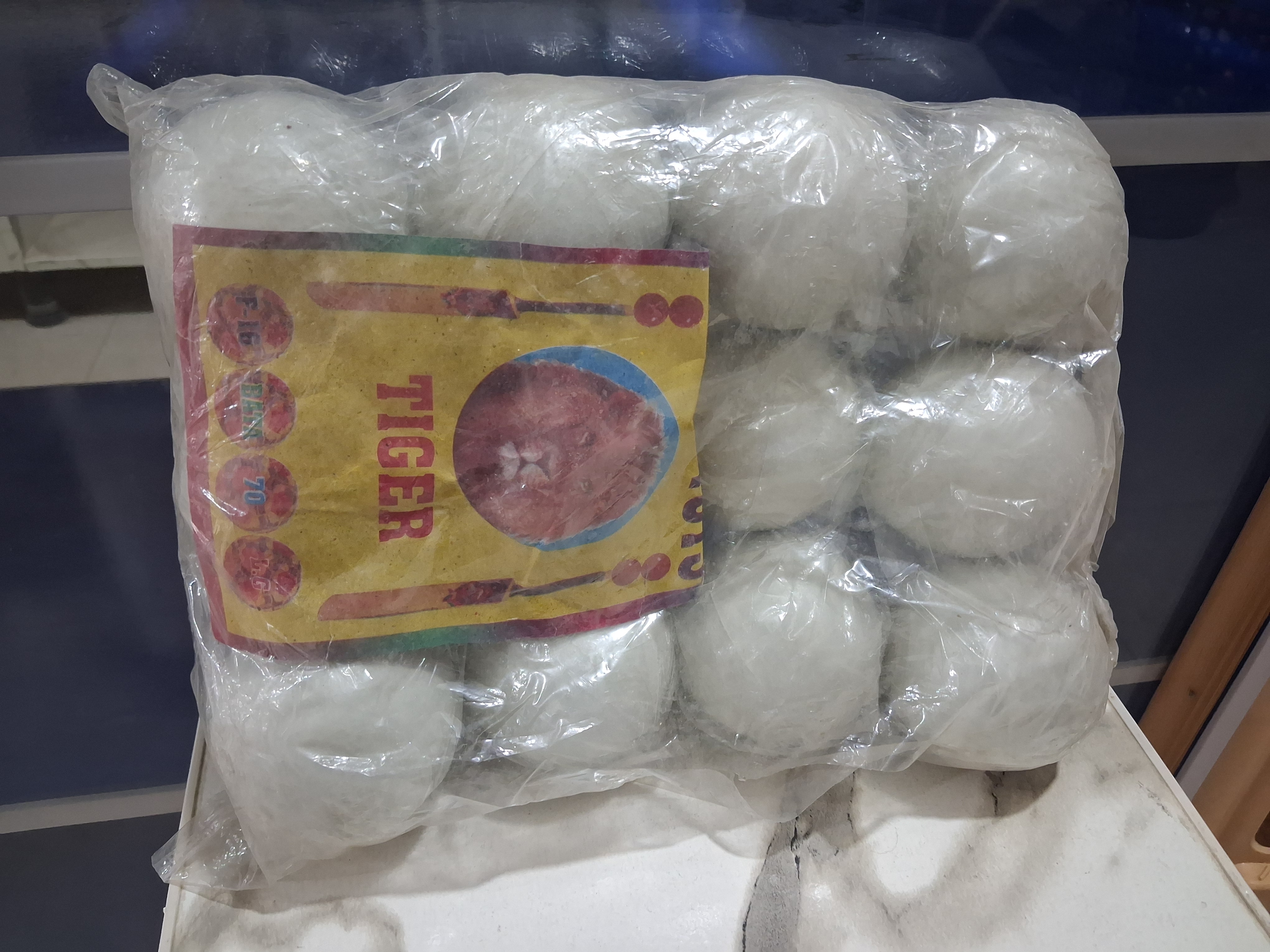 F1B Plastic Balls